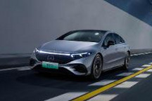 全新EQS中国市场正式上市，107.96万元起售