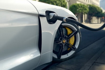 保时捷认为：理想的EV电池容量是100kWh 提供最佳行驶动态和时间