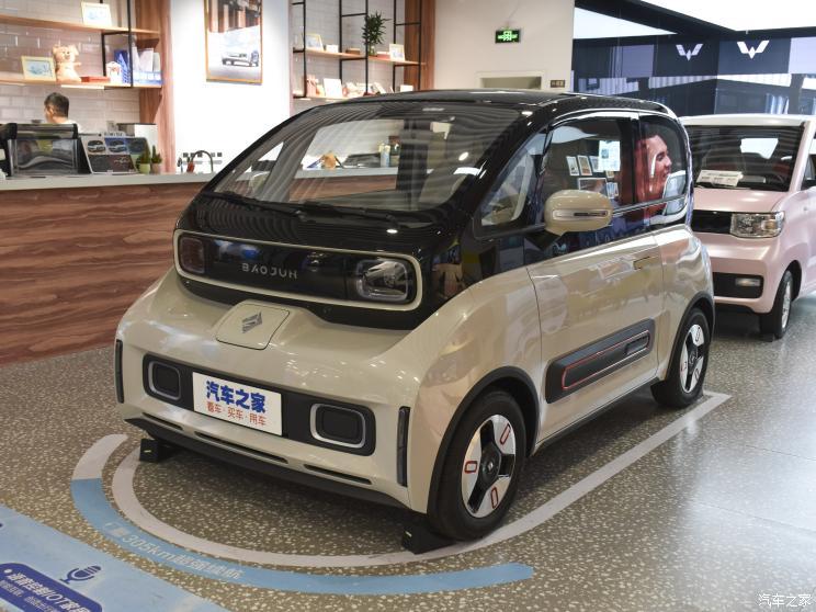 上汽通用五菱 宝骏KiWi EV 2021款 高定版时髦金