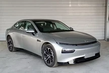 小鹏P7磷酸铁锂电池版曝光！寿命更长，售价更低？