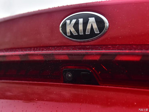 东风悦达起亚 K5凯酷 2020款 270T CVVD 豪华科技版