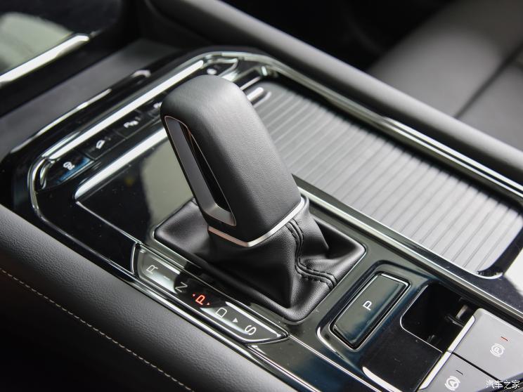上汽通用五菱 新寶駿RS-7 2021款 1.5T CVT 智能旗艦型 7座