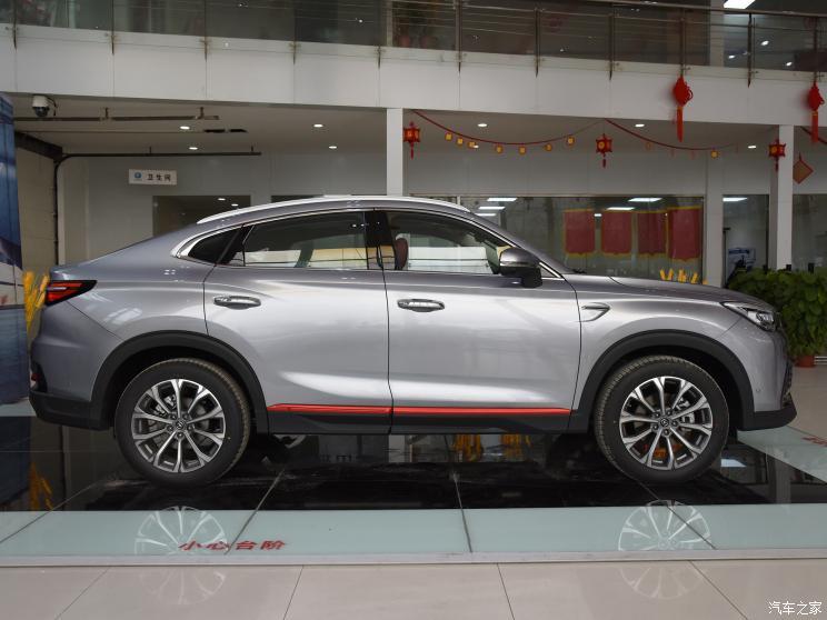 長安汽車 長安CS85 COUPE 2021款 2.0T 自動旗艦型