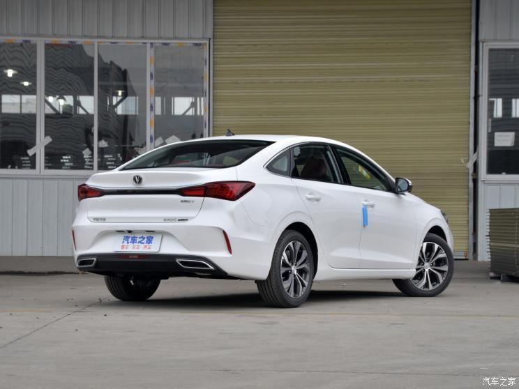 長(zhǎng)安汽車 逸動(dòng) 2021款 PLUS 藍(lán)鯨NE 1.4T GDI DCT基本型