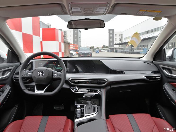 長(zhǎng)安汽車 逸動(dòng) 2021款 PLUS 藍(lán)鯨NE 1.4T GDI DCT基本型