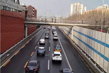 2月汽车经销商库存预警指数为52.2%，3月市场有望升温