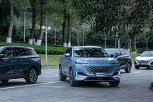 老司機也有福利 長安發布APA6.0自動泊車