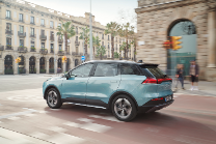 2021款爱驰U5 PURE智净版16.99万起净化上市