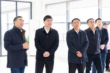 金华市市委书记陈龙等一行莅临零跑金华AI工厂参观考察