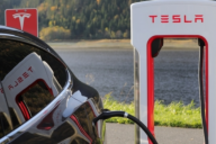 亿万富翁紧急卖出180万股特斯拉股票：每卖出一股都倍感痛苦