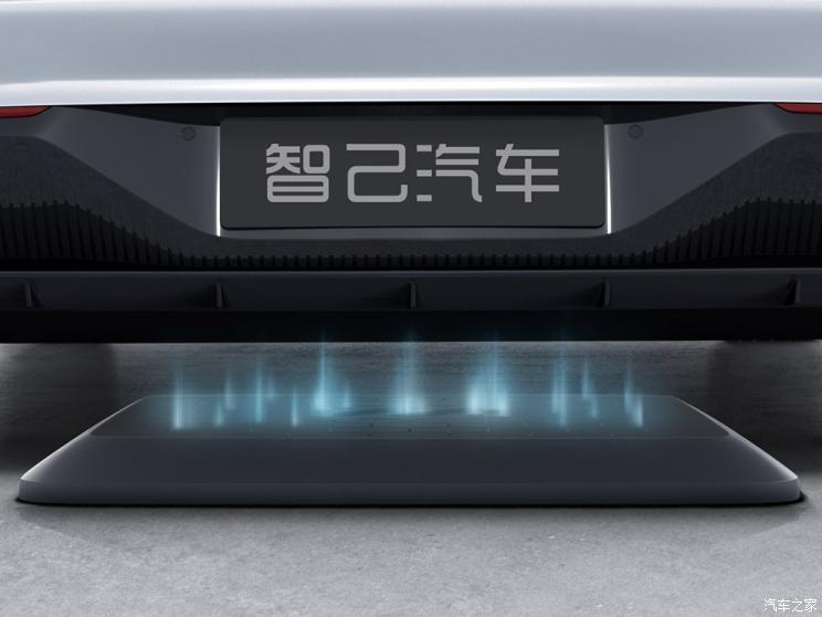 智己汽車(chē) 智能純電轎車(chē) 2021款 基本型