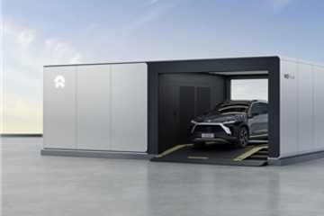 充电还是换电？特斯拉还是蔚来？