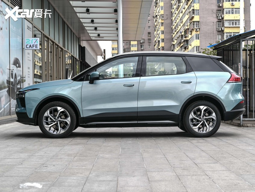 爱驰汽车2021款爱驰U5 