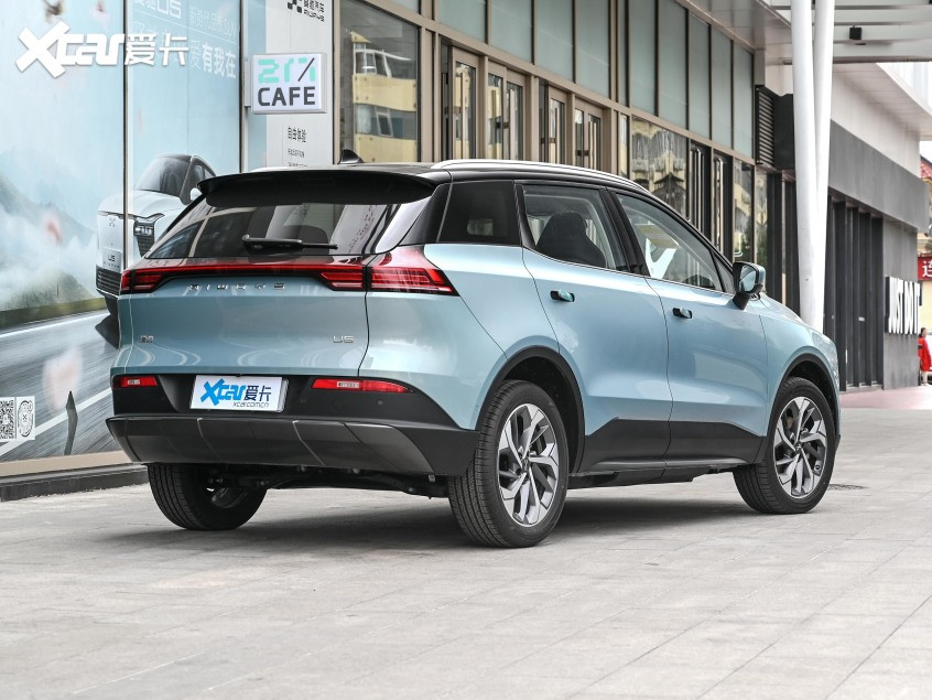 爱驰汽车2021款爱驰U5 