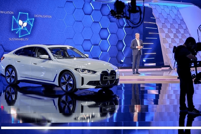 BMW запустит новую архитектуру электромобиля в 2025 году, также будут доступны автомобили, работающие на топливе