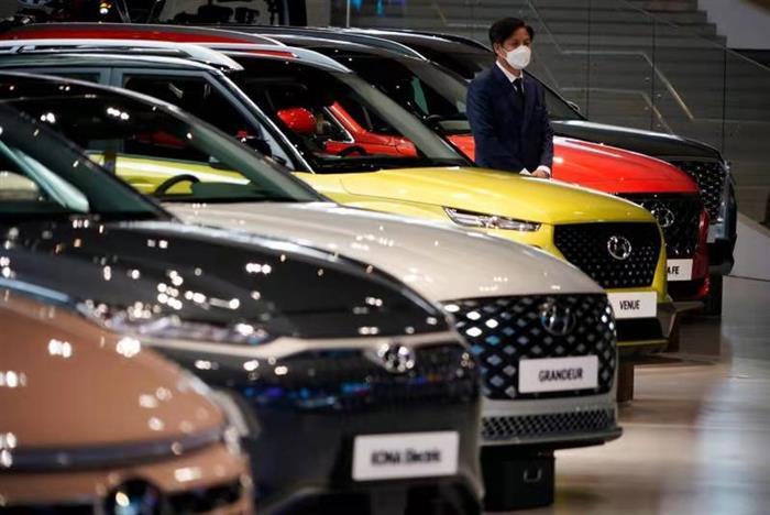 “缺芯”繼續(xù)，汽車產(chǎn)業(yè)遭遇第二波停產(chǎn)大潮