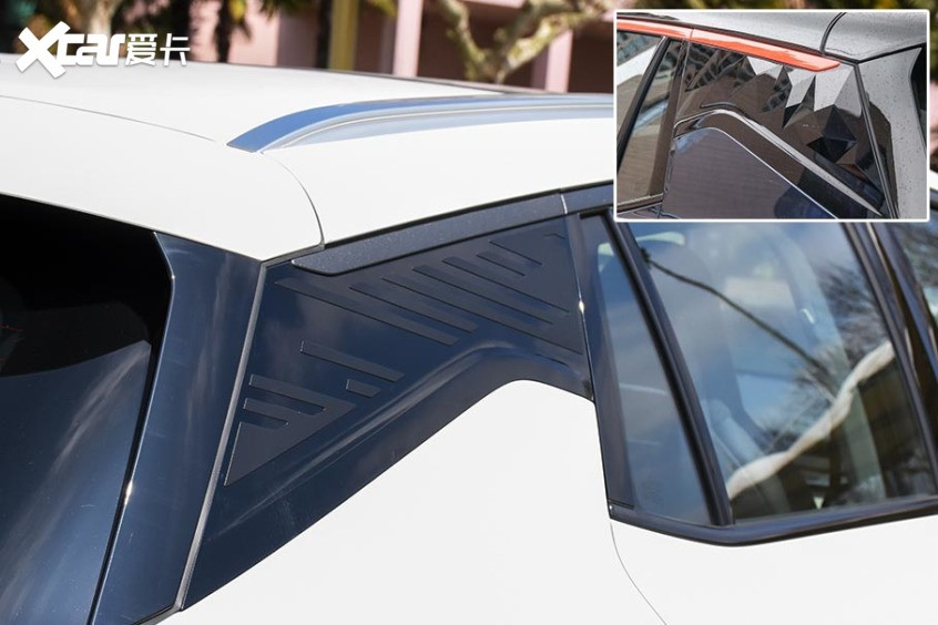 領(lǐng)克06 PHEV