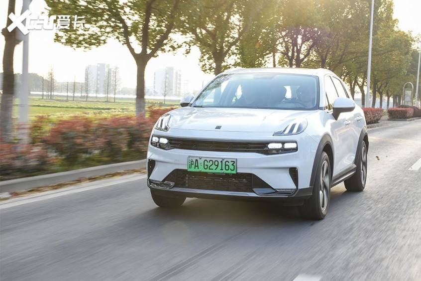 領(lǐng)克06 PHEV