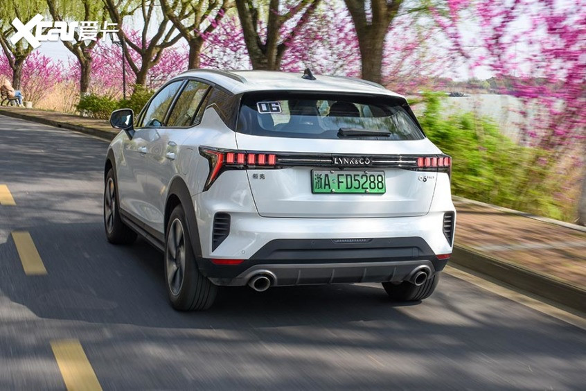 領(lǐng)克06 PHEV