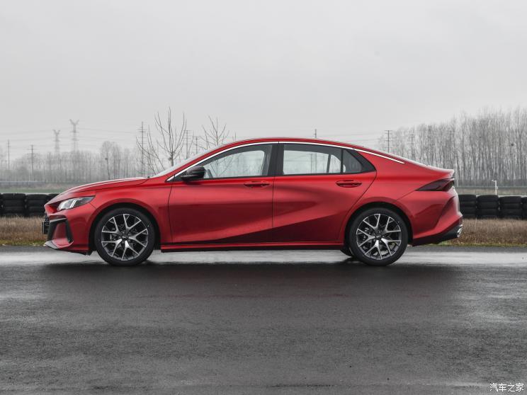廣汽乘用車 影豹 2021款 標(biāo)準(zhǔn)型