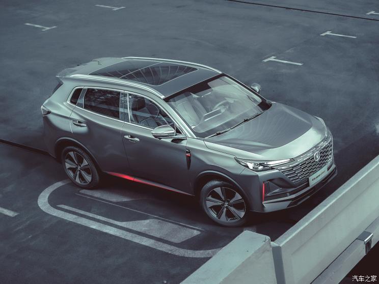 長(zhǎng)安汽車 長(zhǎng)安CS55PLUS 2021款 改款 藍(lán)鯨版 基本型