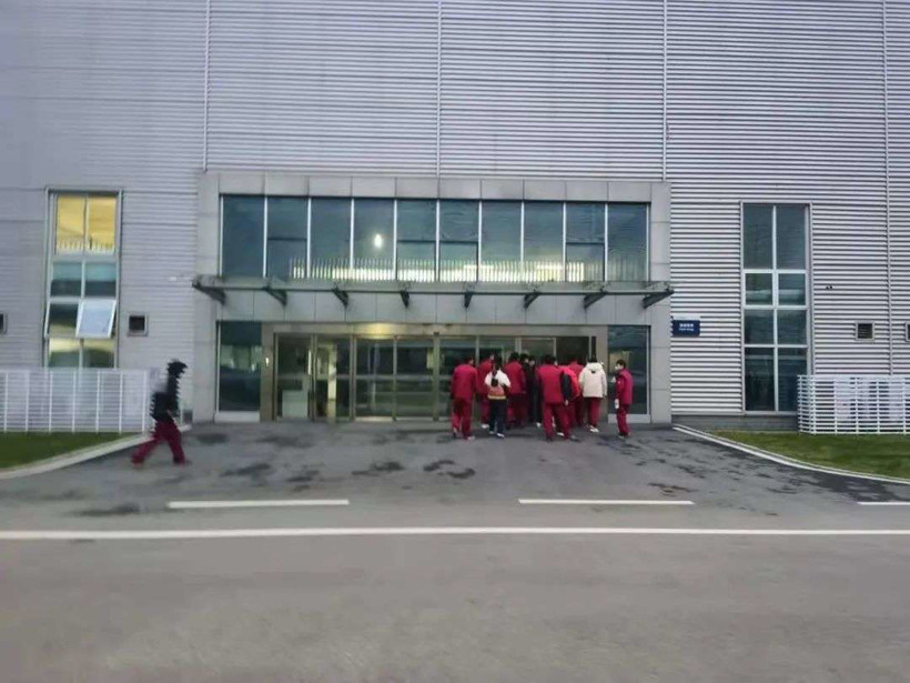 蔚來，特斯拉