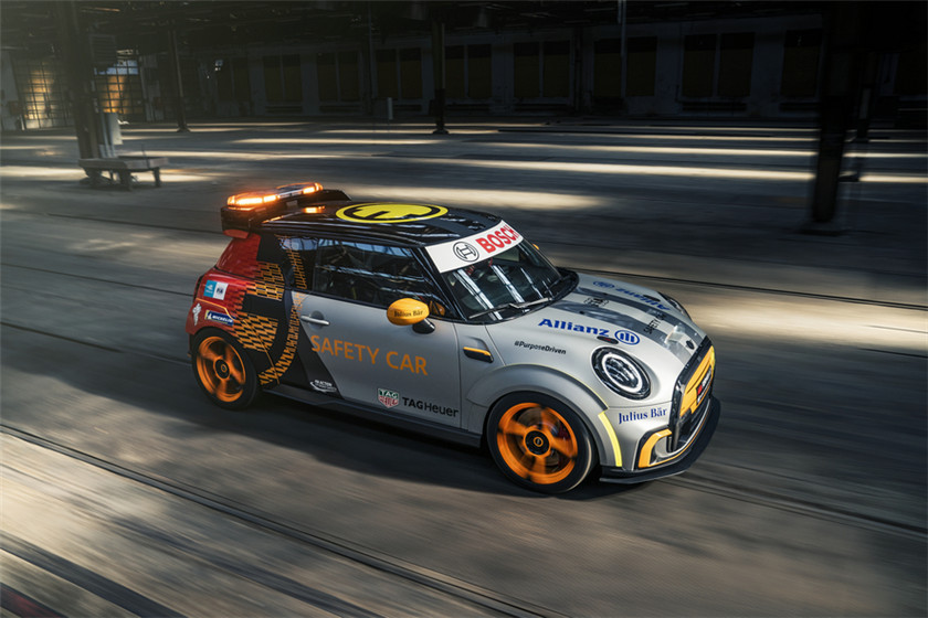 11.MINI Electric Pacesetter.jpg