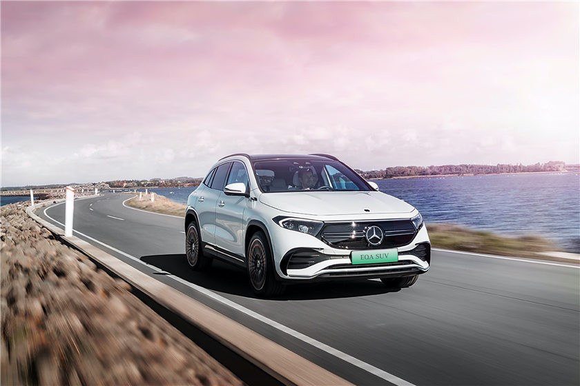3.奔馳全新EQA純電<a class='link'  target='_blank'>SUV</a>將于車(chē)展前夜迎來(lái)中國(guó)首秀.jpg