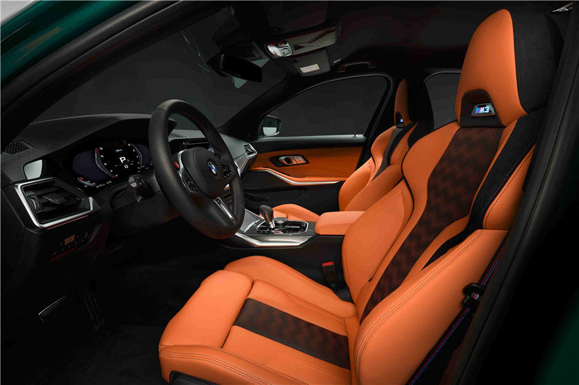 07.全新BMW M3內(nèi)飾.jpg