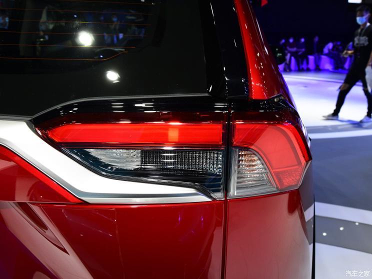 一汽豐田 RAV4榮放雙擎E+ 2021款 基本型