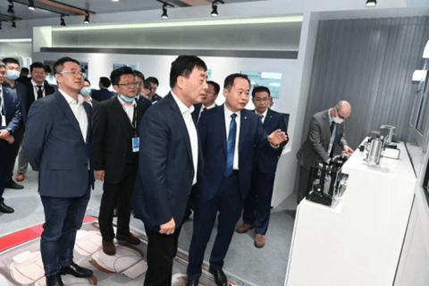 曼德电子电器2021上海国际车展首日赢得开门红 曼德电子电器2021上海国际车展首日赢得开门红