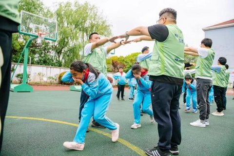 现代 现代