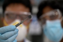 昆士蘭大學開發新型石墨烯-鋁電池 比當前鋰離子電池的壽命長3倍