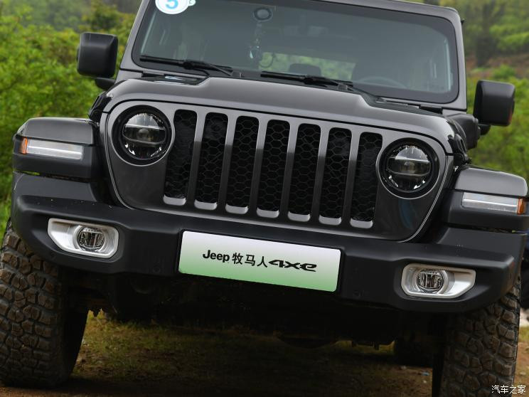 Jeep(進(jìn)口) 牧馬人新能源 2021款 四門 2.0T 4xe 撒哈拉先行版