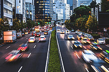 4月汽车市场稳中向好：新能源汽车销量同比增长180.3%