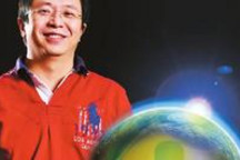 终于，“红衣大叔”造车了