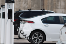 新能源车免征购置税要求调整 插混车型纯电续航不得低于43公里