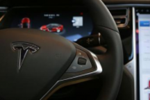 加州机动车管理局调查特斯拉是否违规虚假宣传自动驾驶