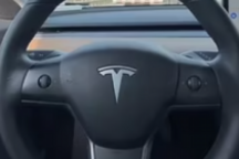 美国又现特斯拉撞车事故 车主生前曾多次炫耀“双脱手”使用Autopilot