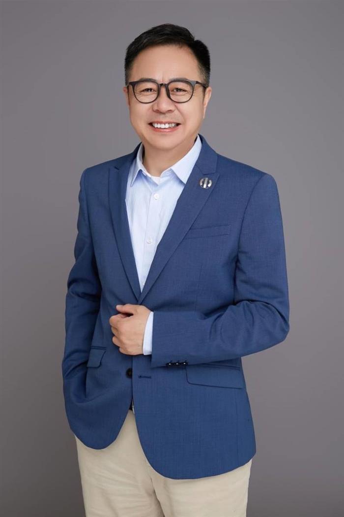 Ли Фэн присоединяется к Human Horizons в качестве сопрезидента и несет полную ответственность за продажи автомобилей в Гаохэ и другие направления бизнеса.