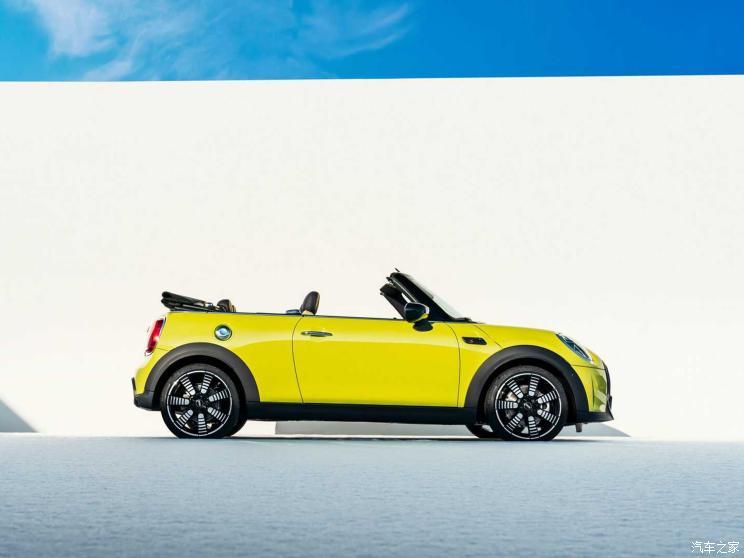 Новое поколение MINI CABRIO выйдет в 2025 году