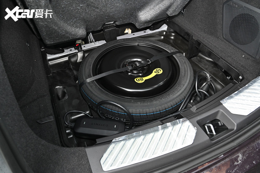 試駕領(lǐng)克05 PHEV