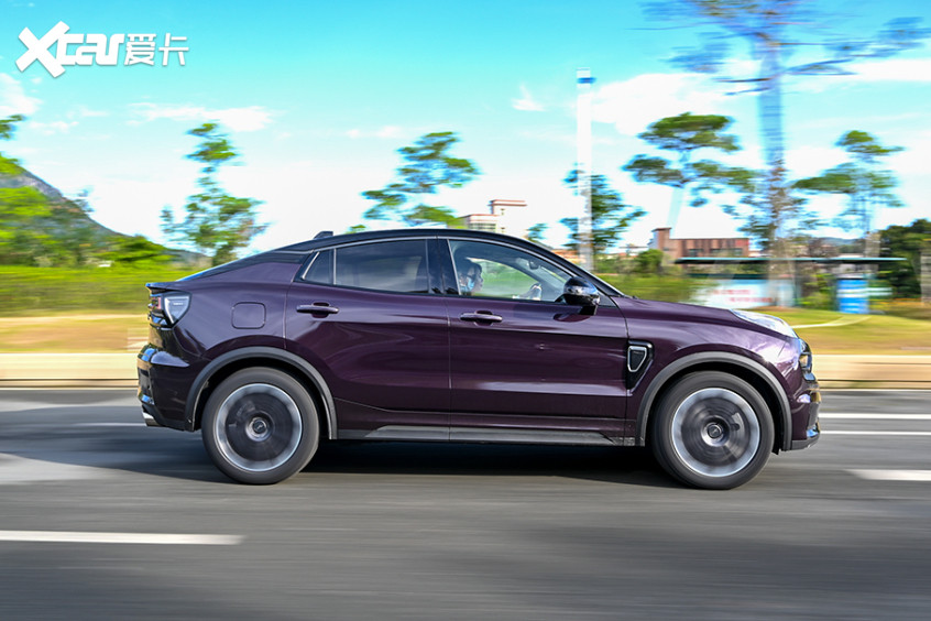試駕領(lǐng)克05 PHEV