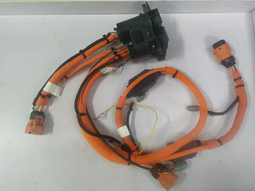 特斯拉，特斯拉,貿(mào)聯(lián)電子,新能源汽車