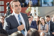 两名美国人承认帮助戈恩逃离日本