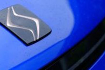 对于用户来说，百亿架构出的产品才重要