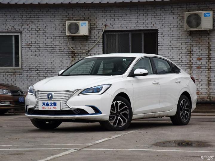 汽车看点资讯:长安逸动ev460换电版将6月28日上市交付