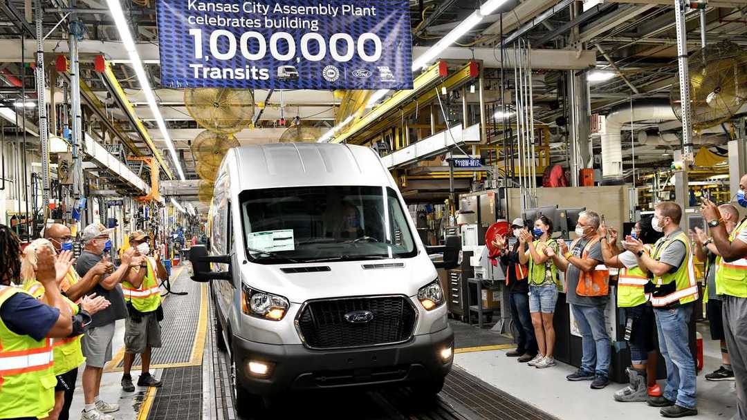 Общий объем производства Ford Transit в Северной Америке достиг 1 миллиона единиц.