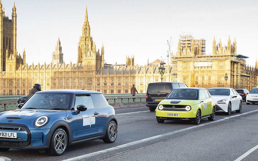 英國汽車行業(yè)呼吁政府2030年前建230萬根充電樁