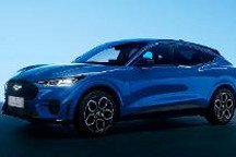 续航619公里，售价28.2万元，福特Mustang Mach-E长续航后驱SE版